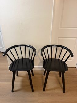 Set of 6 black dining chairs