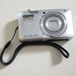 Nikon Coolpix S3600 Camera