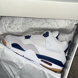 Jordan 4 Retro SB