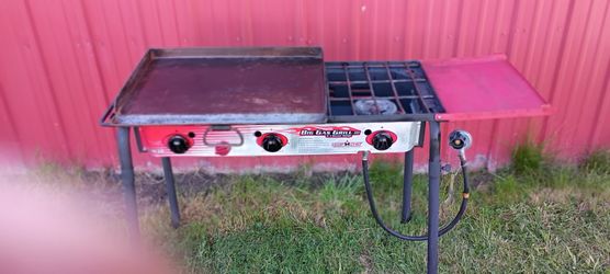 Big gas grill lll with three burners