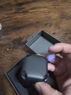 New never used buds pro 4