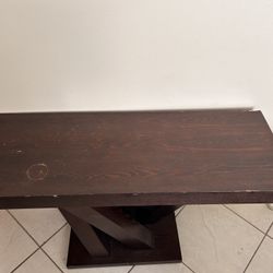 Modern Foyer Table