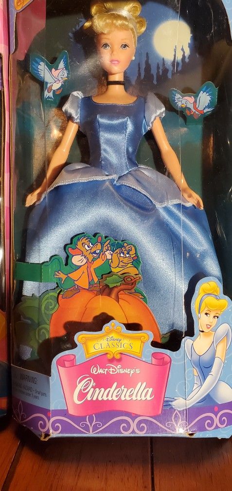 My Favorite Fairy Tale Collection Dolls Alice In Wonderland And