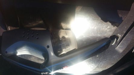 Cordless handheld vac