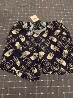 Braindead x Northface size Large
