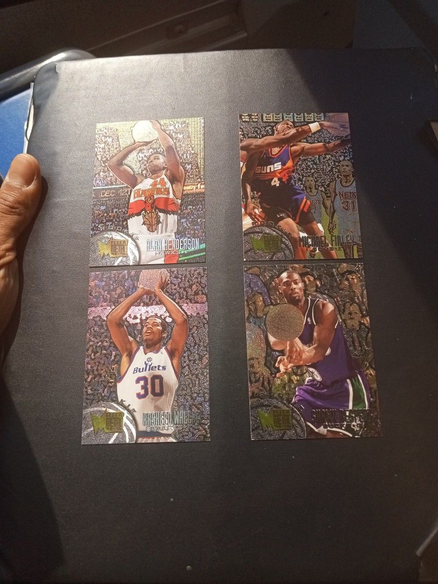 ROOKIE CARDS : Alan Henderson, Michael Finley, Rasheed Wallace And Shawn Respert