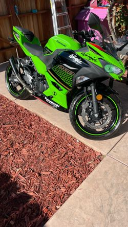Kawasaki ninja 400