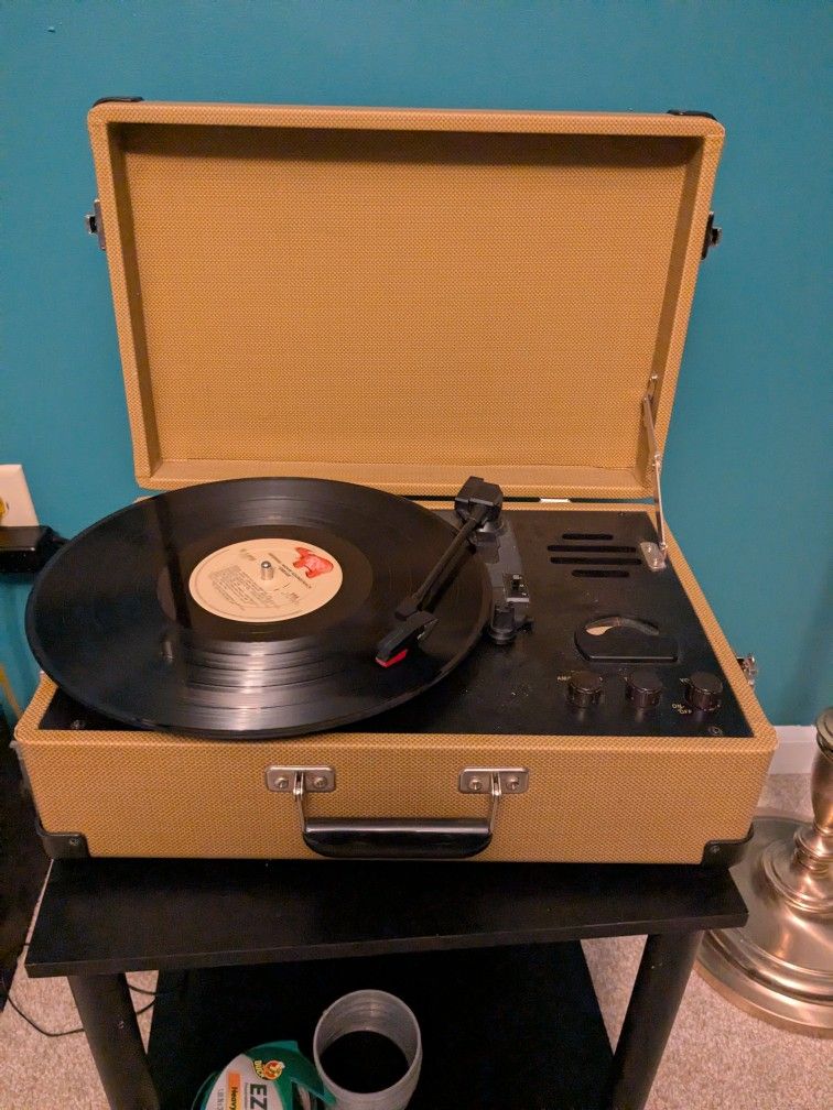 Crosley Suitcase Record Player