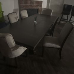 Dining Room Set 