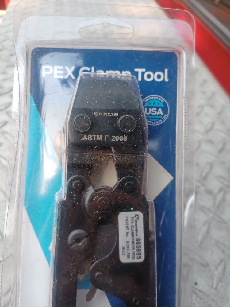 Shark PEX Pipe Tool