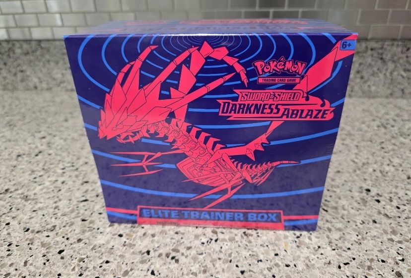 Pokémon Darkness Ablaze ETB