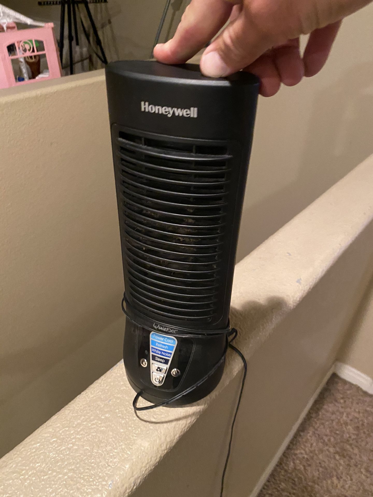 Honeywell small tower fan