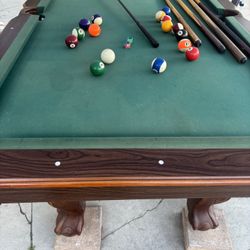 7 Foot Pool Table 