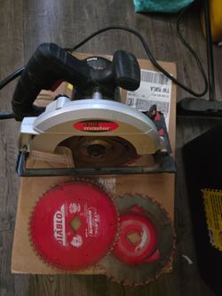 7 1/4 Circular Saw with Blades