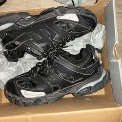 Balenciaga Track Led 