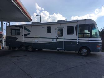 2000 tropical motorhome 75 k