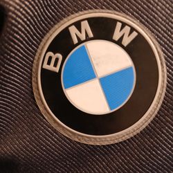 BMW UNISEX JACKET SIZE L NORMAL WEAR GREAT SHAPE 👌  ONLY $60 Cheyenne And Martin Luther King Blvd LOCATION  $60 BEAUTIFUL BMW JACKET BUY IT TODAY!