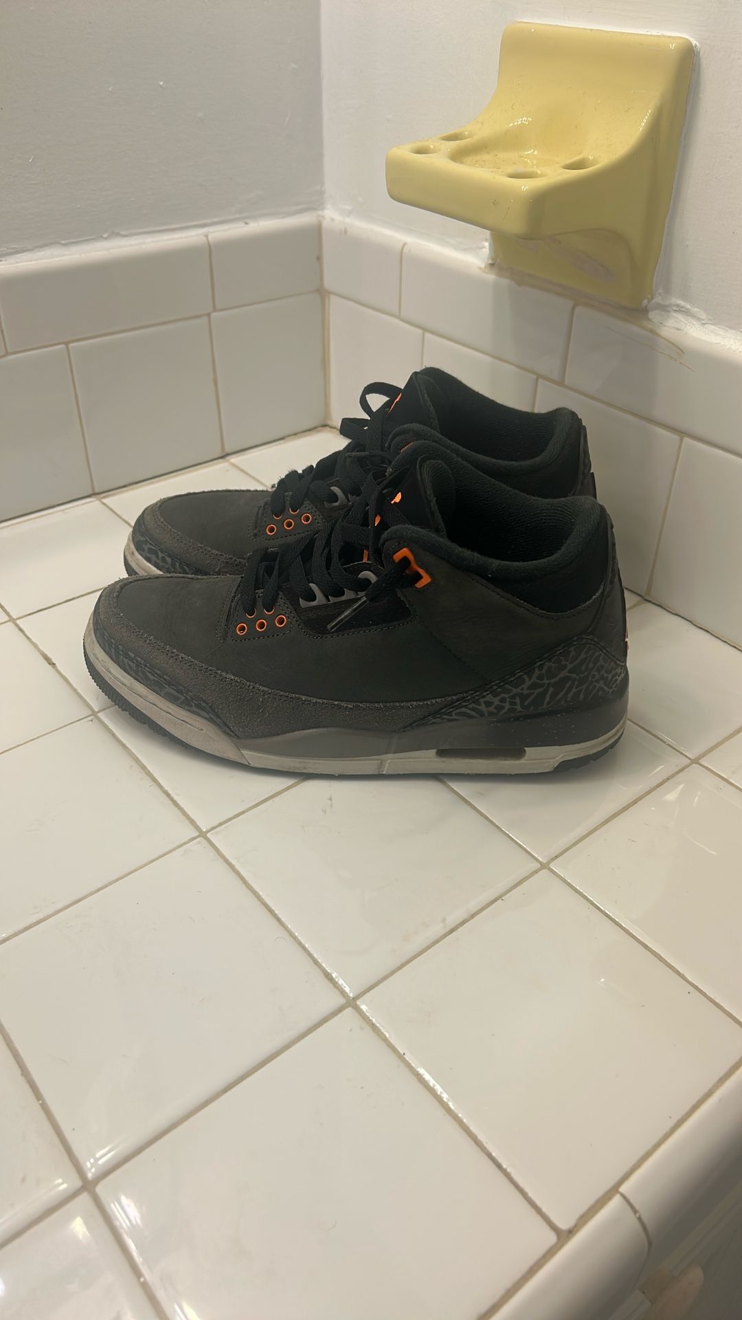 Jordan 3 Fear Size 8