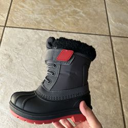 Cat And Jack Snow Boots- Toddler Size 6