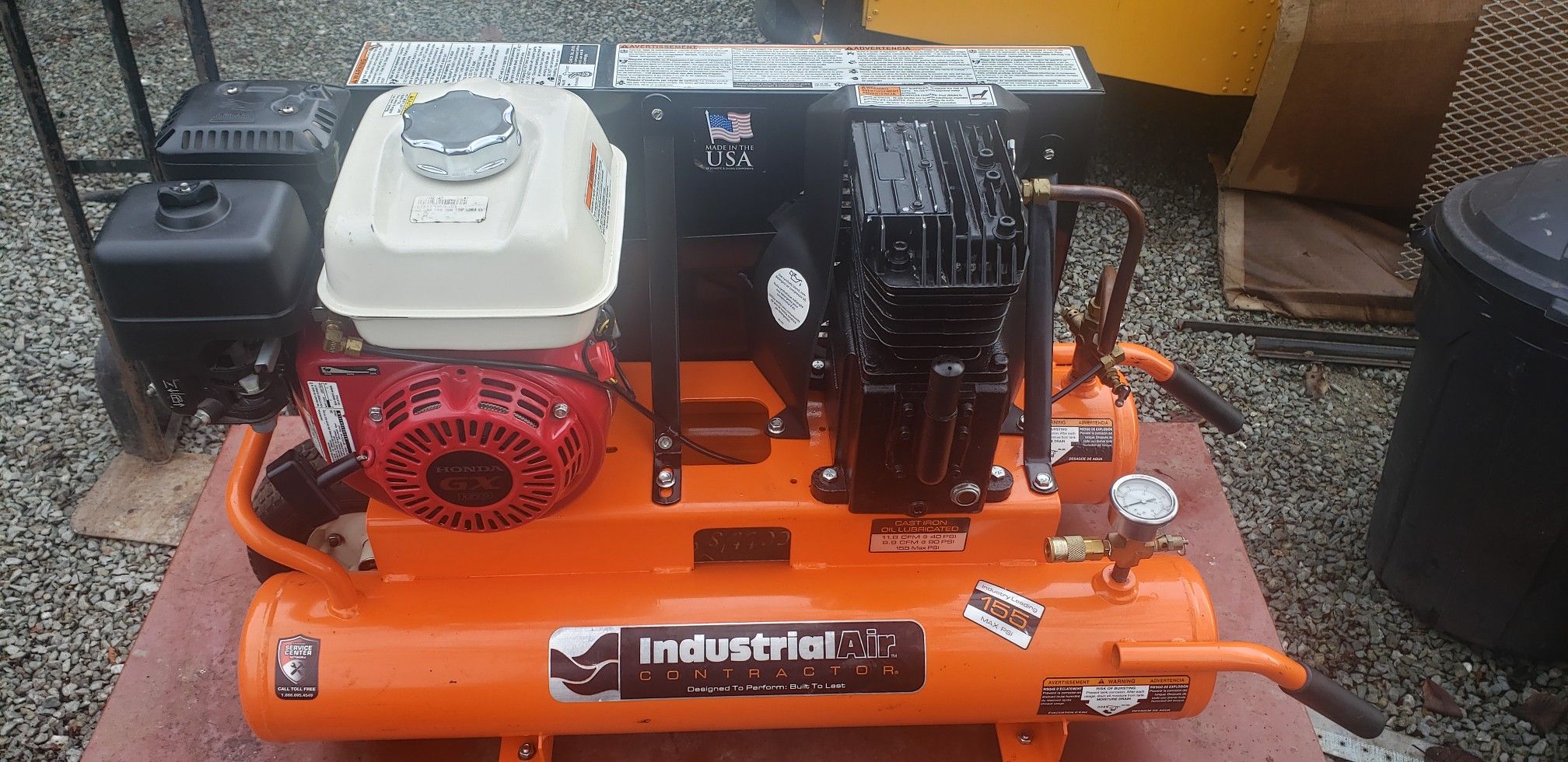 Industrial air compressor