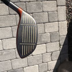 Hogan Magnum, golf irons and tailor-made fire soul drivers