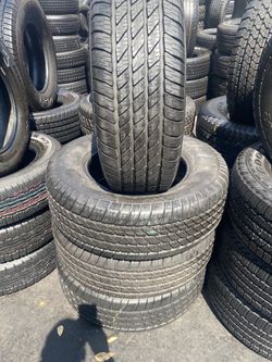 SET 265/65/17 MICHELIN SEMI NEW 95%TREAD LIFE $300 PRICE INCLUDE PROFESSIONAL INSTALLATION AND TAX