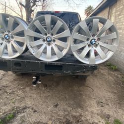 16x9 BMW 12 Spoke