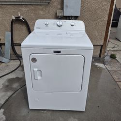 Maytag Commercial Technology Gas Dryer Almost New 300dls 