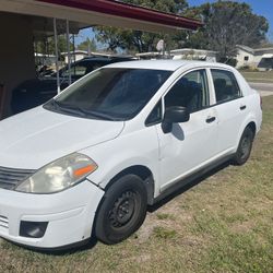 2009 Nissan Versa