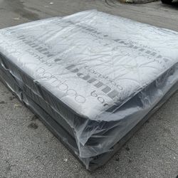 NEW MATTRESS KING SIZE PLUSH WITH BOX SPRING-SET / 🚚🚚🚚