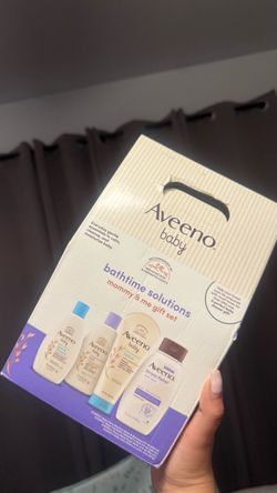 Aveeno baby gift set