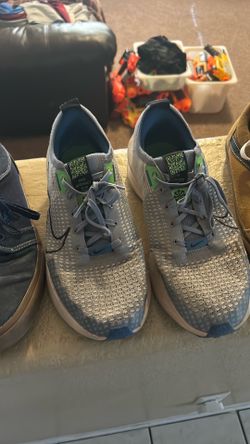 Men’s sneakers & slippers