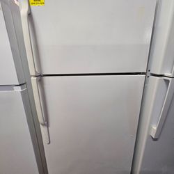 Refrigerator GE