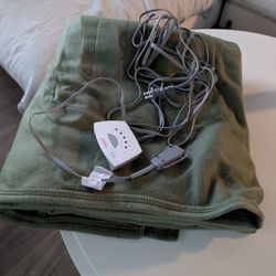 Sunbeam heated blanket - Full size