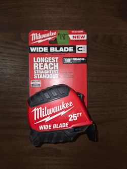 Milwaukee  25ft. WIDE Blade Tape Measure Brand New (Price is Firm)