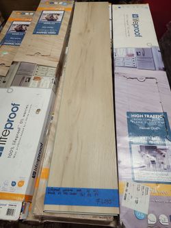 Lifeproof
Vesinet Oak 22 mil x 8.7 in. W x 48 in. L Click Lock Waterproof Luxury Vinyl Plank Flooring (20.1 sq. ft./case