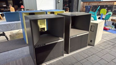 Voice of the Theater Speaker Boxes