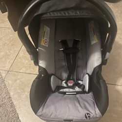 Baby Trend Car seat With Base 