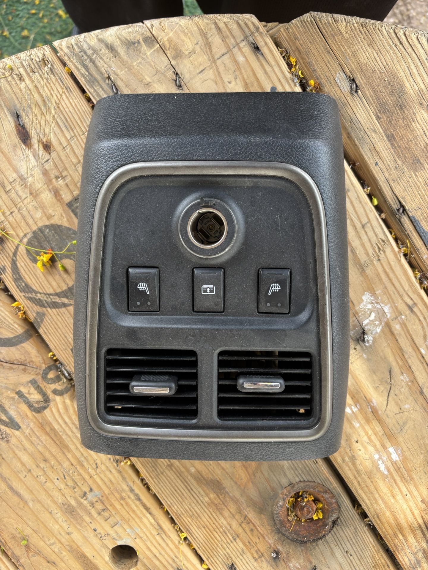 Rear Air Control Chrysler 300