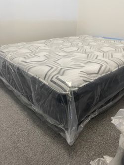 Unbeatable Mattress Deals! 😎