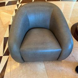 RH Sofia Chairs – Sculptural Luxury Seating