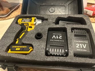 a 21V cordless impact wrench kit,
