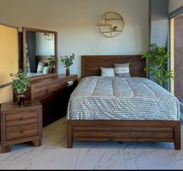 4-Piece Room Set Ask For Real Price To The Private 