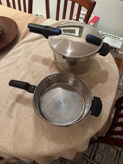 Fissler Vitaquick Stovetop Pressure Cooker and Skillet Set