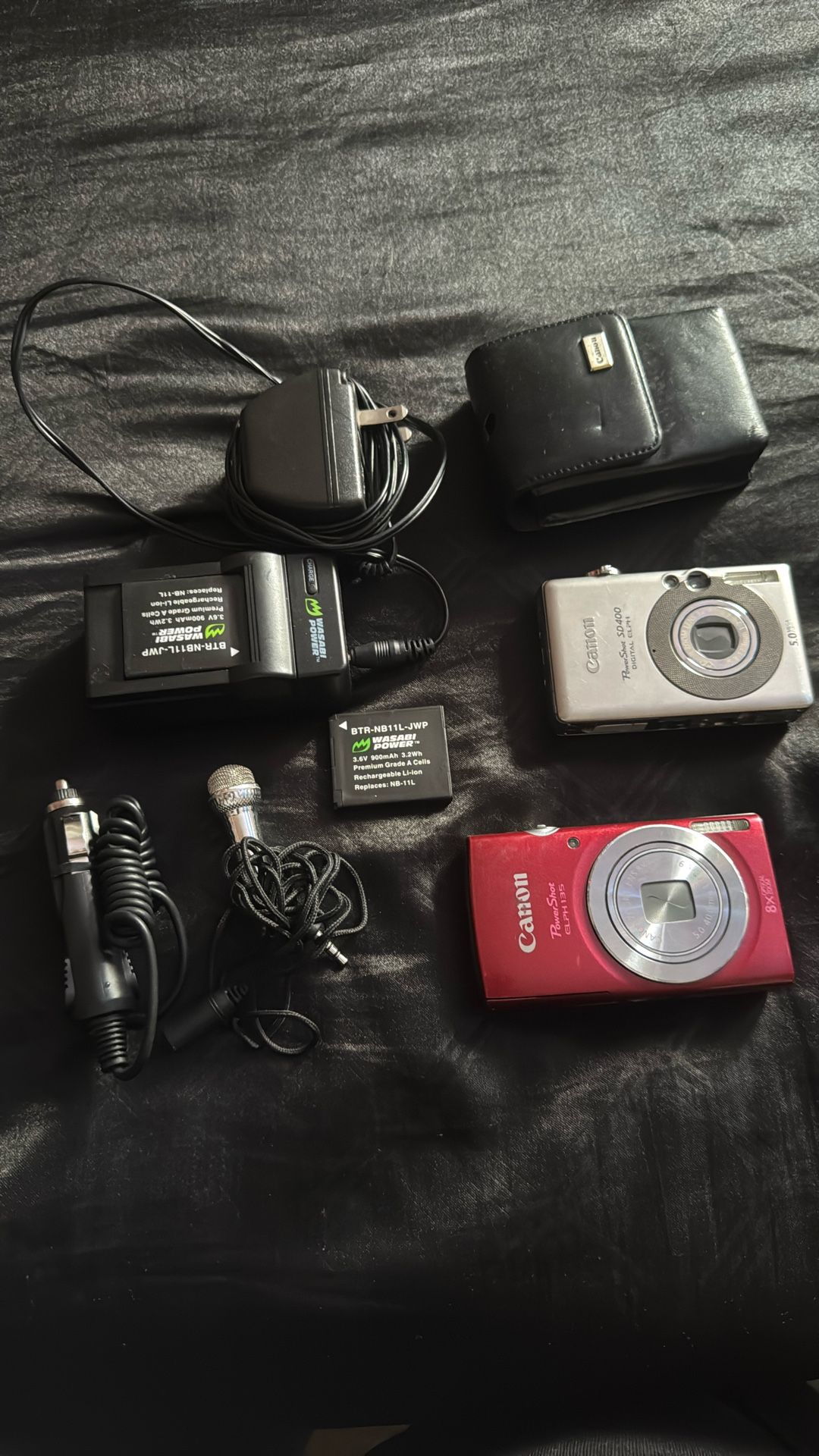 Canon PowerShot ELPH 135/Canon PowerShot SD400 Digital Elph with case