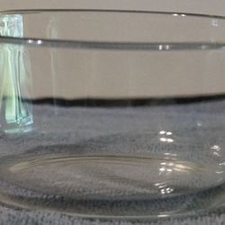 Small Pyrex Bowl 