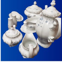 Vintage Johanna Harland China Dishes Blue Garland