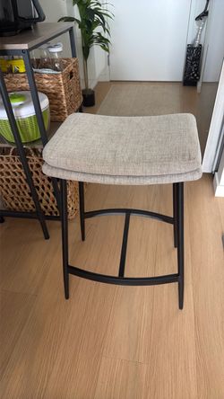Single Grey/Black Bar Stool $30