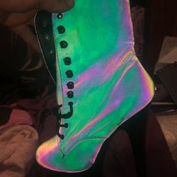 Flamingo Heels 