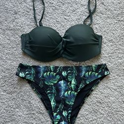 Gorgeous bikini set : bra + panties size S